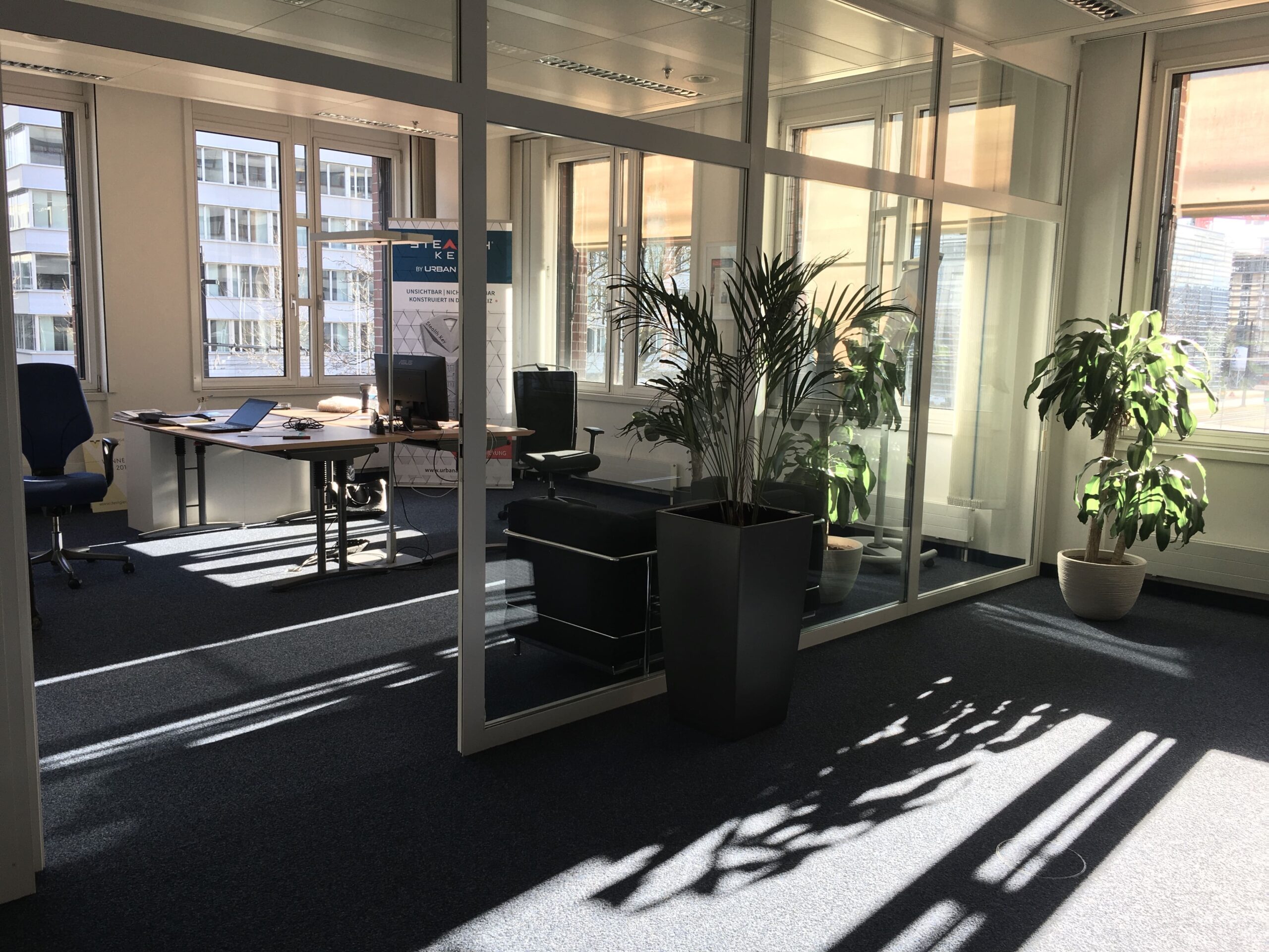 Mein Coworkingspace Zuerich Glattpark GuenstigerCoworkingspace 13 min scaled